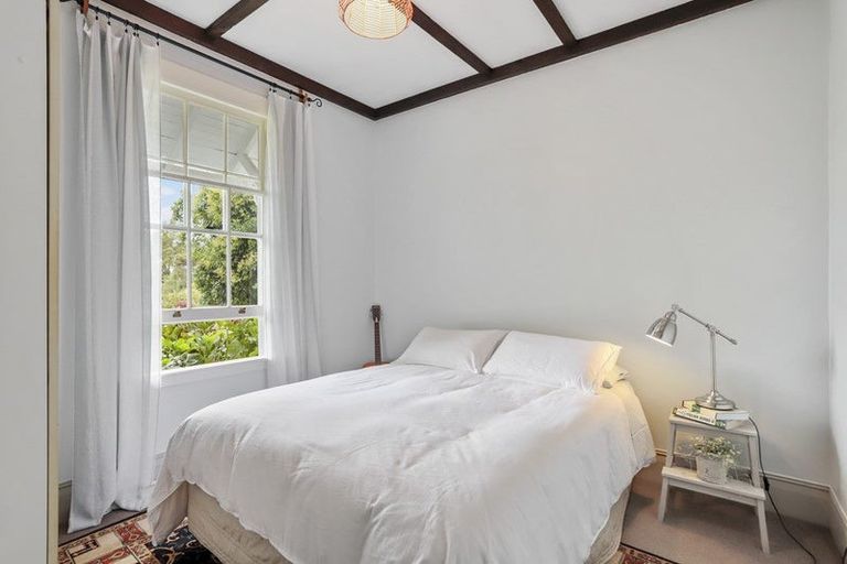 Photo of property in 15 Huia Road, Titirangi, Auckland, 0604