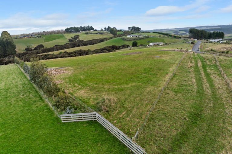 Photo of property in 147 Akatore Road, Taieri Beach, Taieri Mouth, 9091