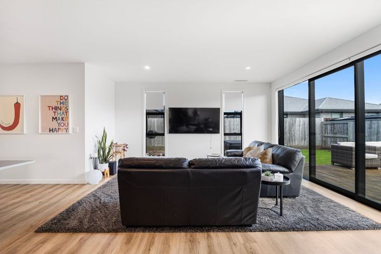 Photo of property in 38 Manawa Road, Papamoa Beach, Papamoa, 3118