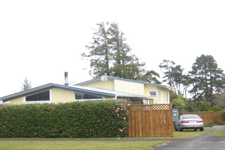 Photo of property in 1a Regan Street, Stratford, 4332