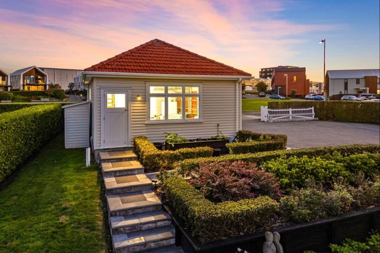 Photo of property in 14 Marlborough Crescent, Hobsonville, Auckland, 0616