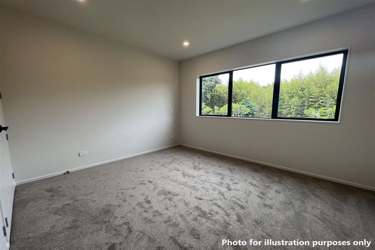 Photo of property in 28 Pilot Drive, Hobsonville, Auckland, 0616
