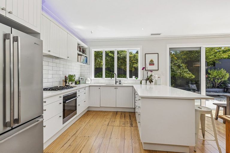 Photo of property in 8 Plymouth Street, Karori, Wellington, 6012