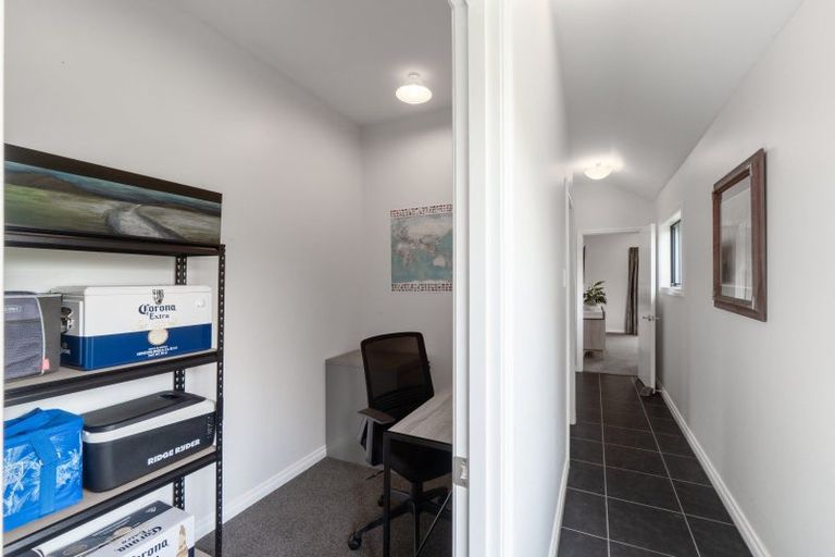 Photo of property in 17 Raeburn Avenue, Otatara, Invercargill, 9879