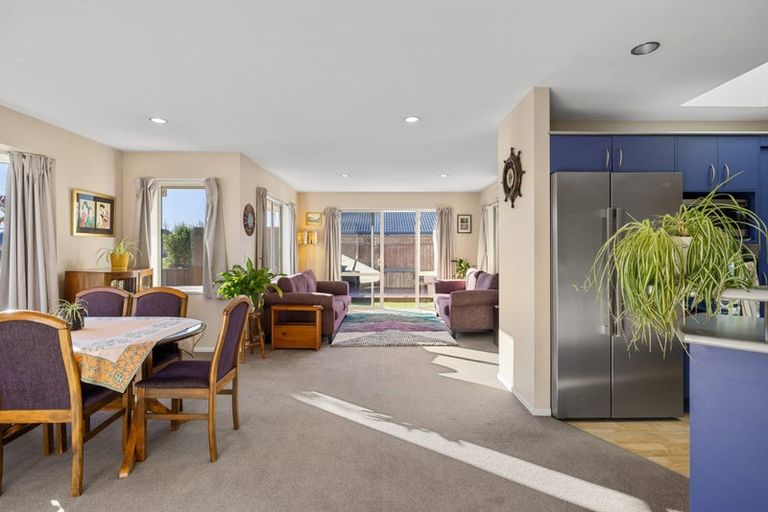 Photo of property in 21 Bernadette Street, Aidanfield, Christchurch, 8025