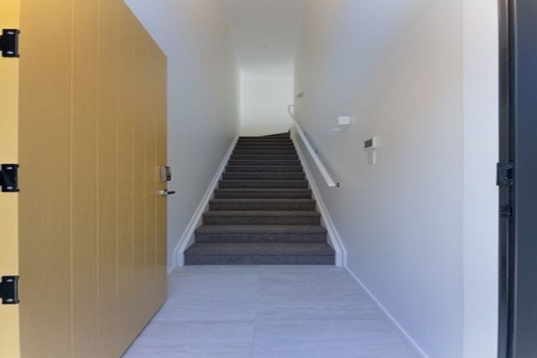 Photo of property in 17/1 Scott Road, Hobsonville, Auckland, 0616