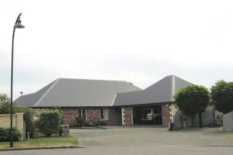 Photo of property in 24 Carnaby Close, St Albans, Christchurch, 8052