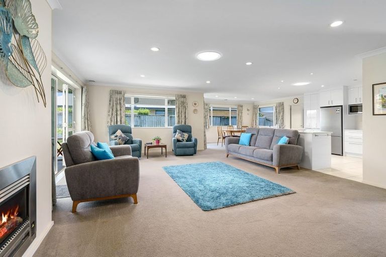 Photo of property in 8 Madison Street, Cambridge, 3434