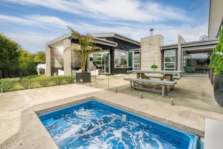 Photo of property in 13 Semaphore Lane, Whitby, Porirua, 5024