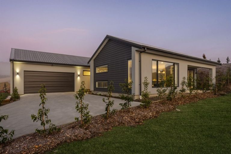 Photo of property in 45 Mount Linton Avenue, Wanaka, 9305