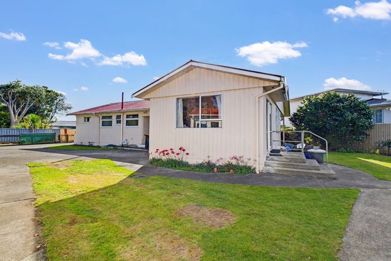 Photo of property in 36 Gloucester Street, Takaro, Palmerston North, 4412