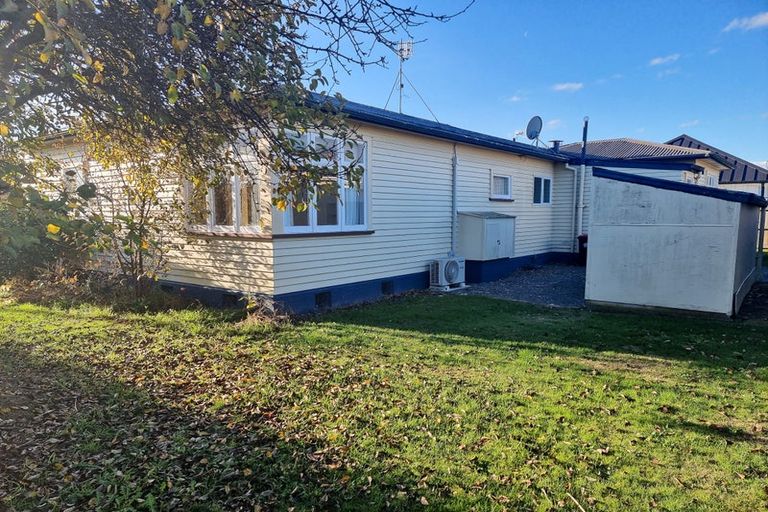 Photo of property in 28 Princess Street, Martinborough, 5711