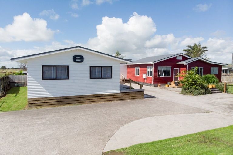 Photo of property in 30 Orchard East Road, Ngatea, 3503