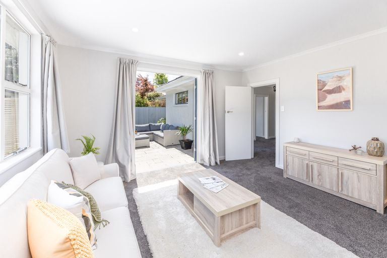 Photo of property in 44 Cutts Road, Russley, Christchurch, 8042