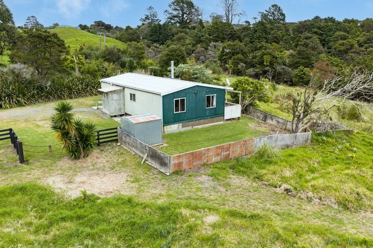 Photo of property in 1308 Bickerstaffe Road, Maungaturoto, 0587