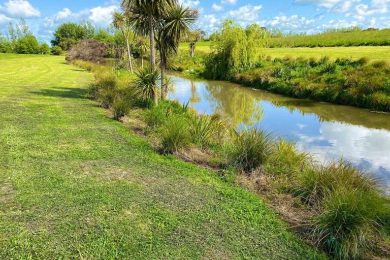 Photo of property in 63 Hartwell Drive, Kelvin Grove, Palmerston North, 4470