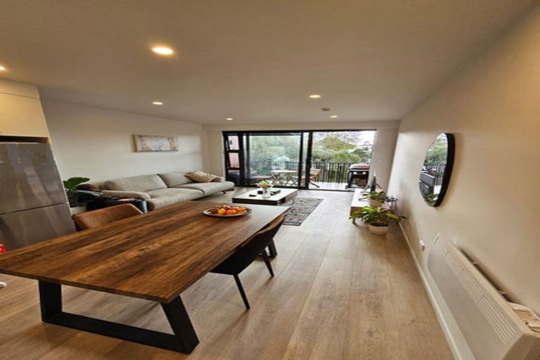 Photo of property in 203/2a Matatiki Street, Northcote, Auckland, 0627