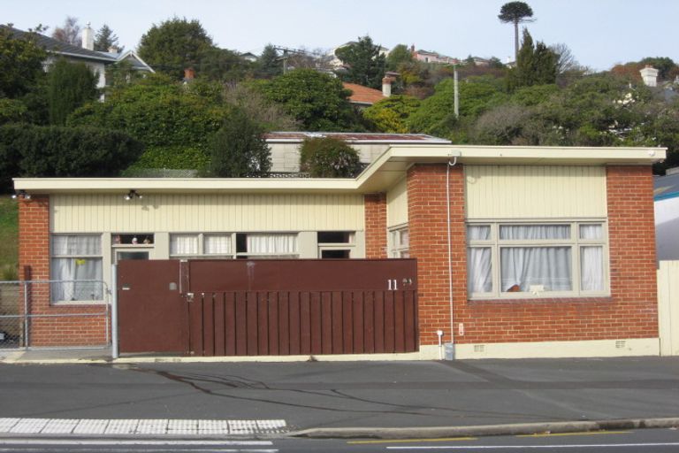 Photo of property in 11 Kaikorai Valley Road, Kaikorai, Dunedin, 9010