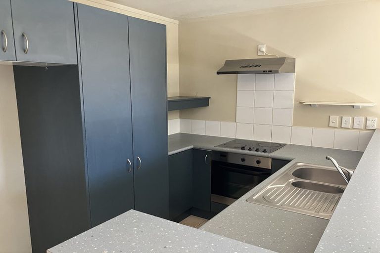 Photo of property in 12 Catrina Avenue, Birkenhead, Auckland, 0626