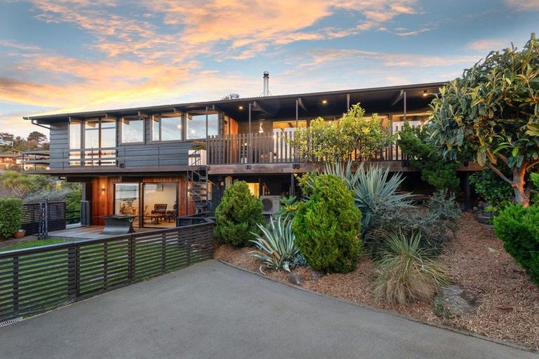 Photo of property in 65 Cannon Hill Crescent, Mount Pleasant, Christchurch, 8081
