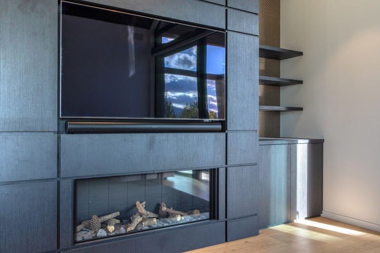 Photo of property in 16 Mccaw Mews, Wanaka, 9305