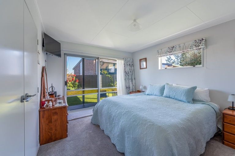 Photo of property in 22 Glamorgan Avenue, Tamatea, Napier, 4112