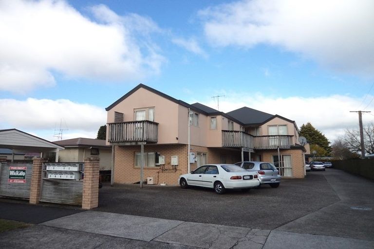 Photo of property in 12/5 Inverness Avenue, Hamilton East, Hamilton, 3216
