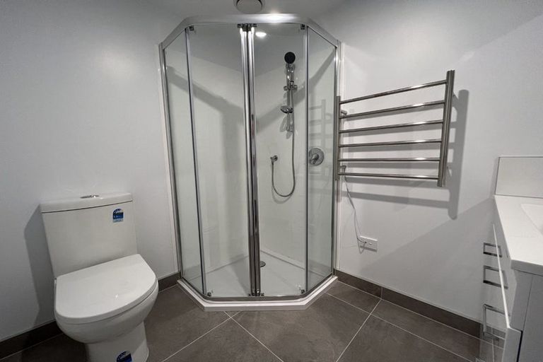 Photo of property in 208/28c Eileen Newey Place, Henderson, 0612