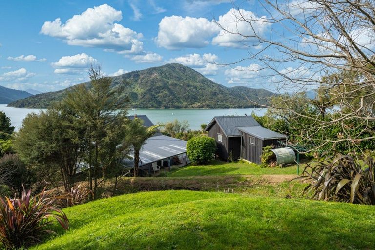 Photo of property in 65 Moenui Road, Havelock, 7281