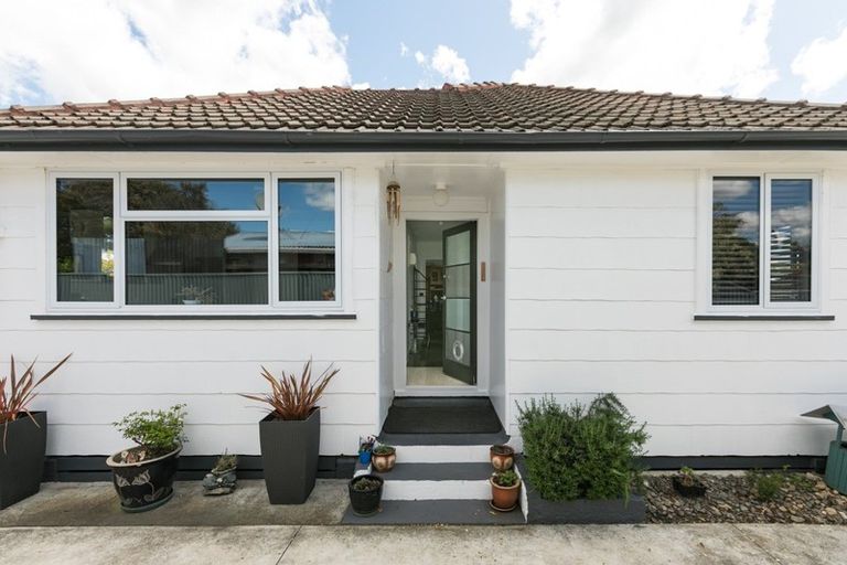 Photo of property in 11 Savage Crescent, Waipukurau, 4200