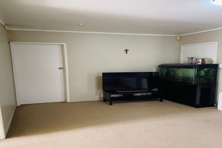 Photo of property in 4/117 Bolton Street, Blockhouse Bay, Auckland, 0600