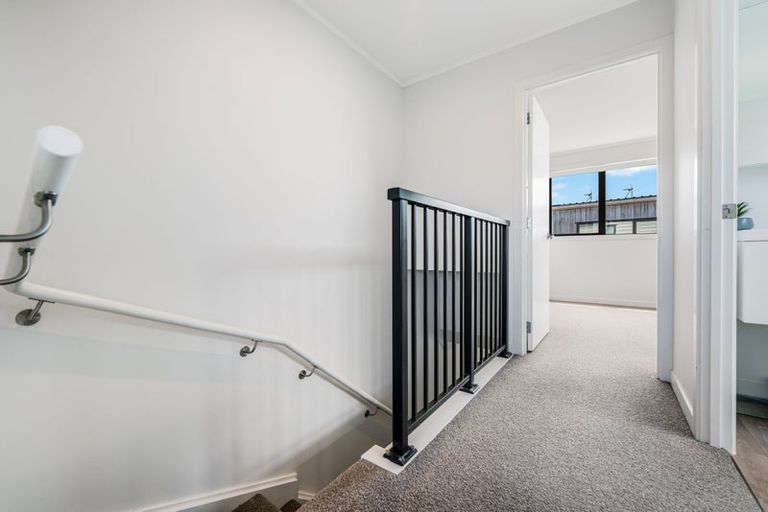 Photo of property in 1/2 Brandon Road, Glen Eden, Auckland, 0602