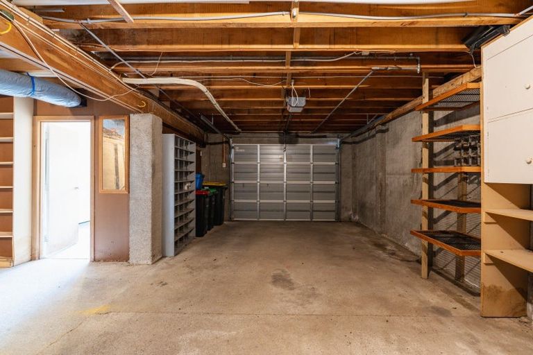 Photo of property in 16 Farquharson Street, Opoho, Dunedin, 9010