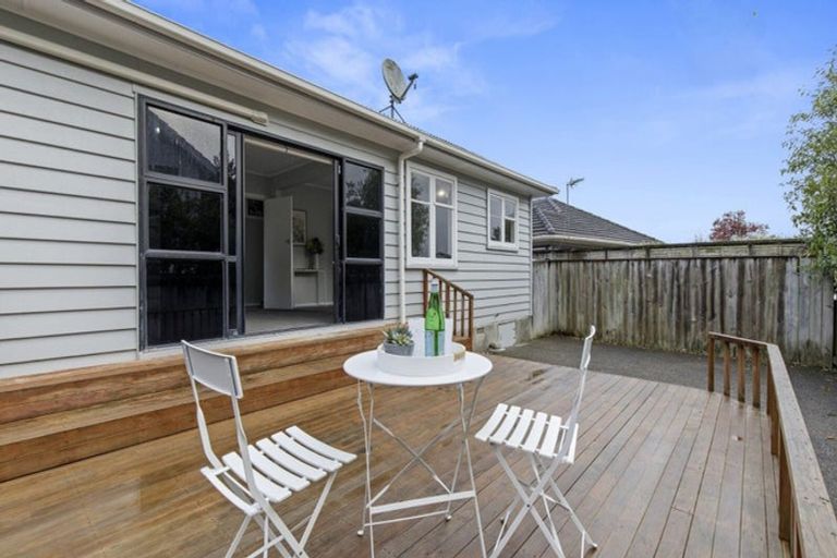 Photo of property in 26 Lowry Crescent, Stokes Valley, Lower Hutt, 5019