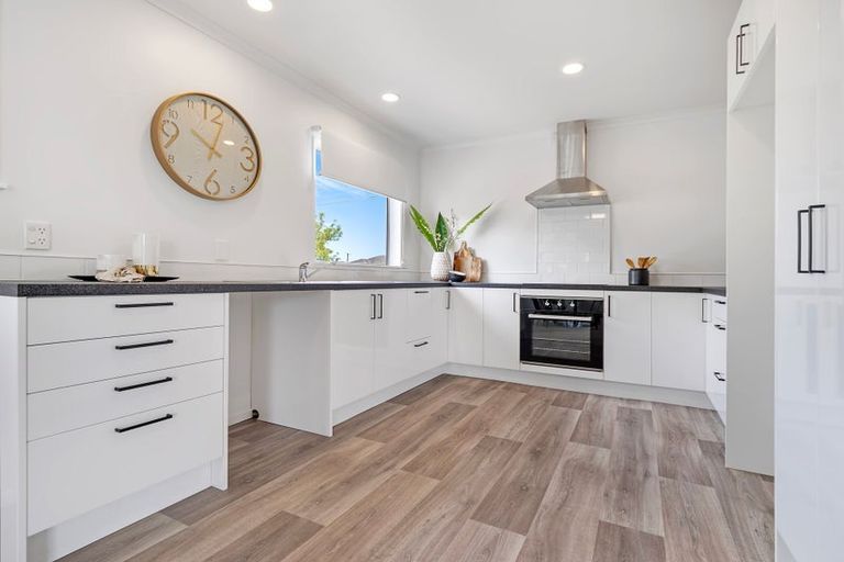 Photo of property in 15 Odette Street, Bader, Hamilton, 3206