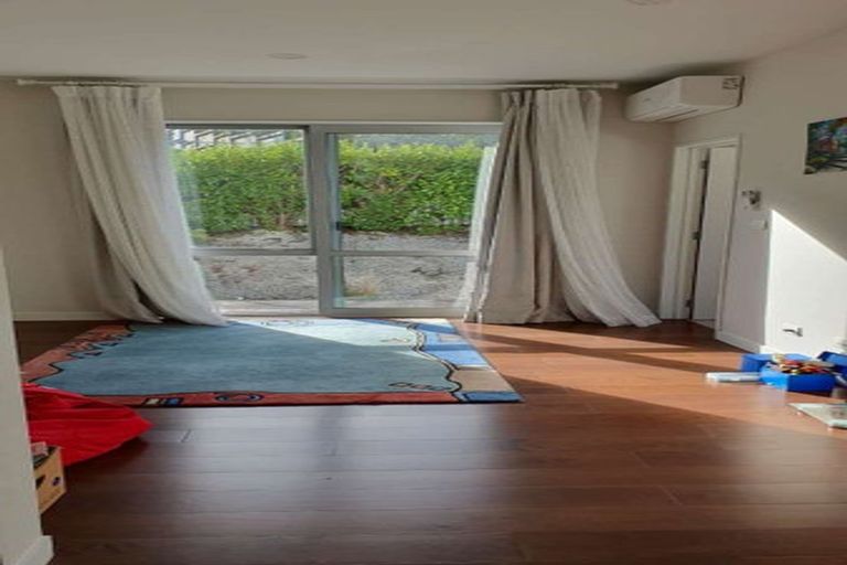 Photo of property in 53 Blacks Road, Greenhithe, Auckland, 0632