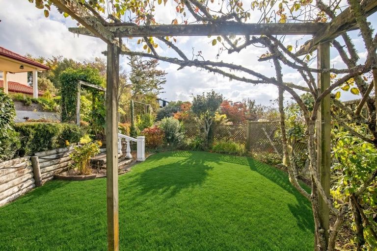 Photo of property in 9 Cobbe Place, Pomare, Rotorua, 3015