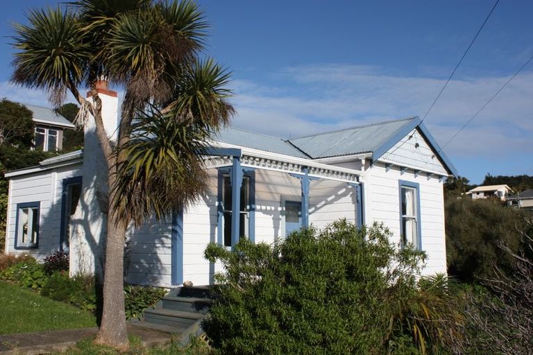 Photo of property in 22 Moerangi Street, Broad Bay, Dunedin, 9014