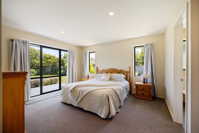 Photo of property in 55 Douglas Road, Amberley, 7410