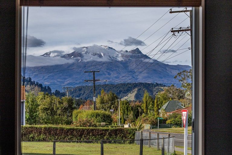 Photo of property in 16b Tay Street, Ohakune, 4625