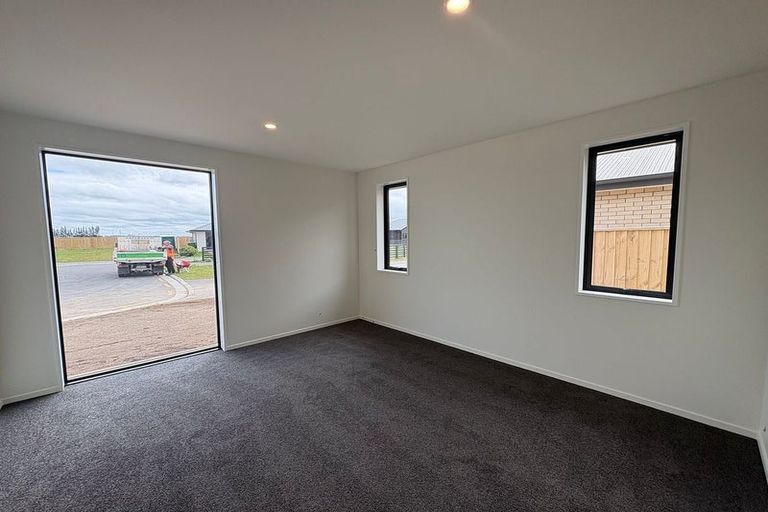 Photo of property in 8 Peek Lane, Rolleston, 7615