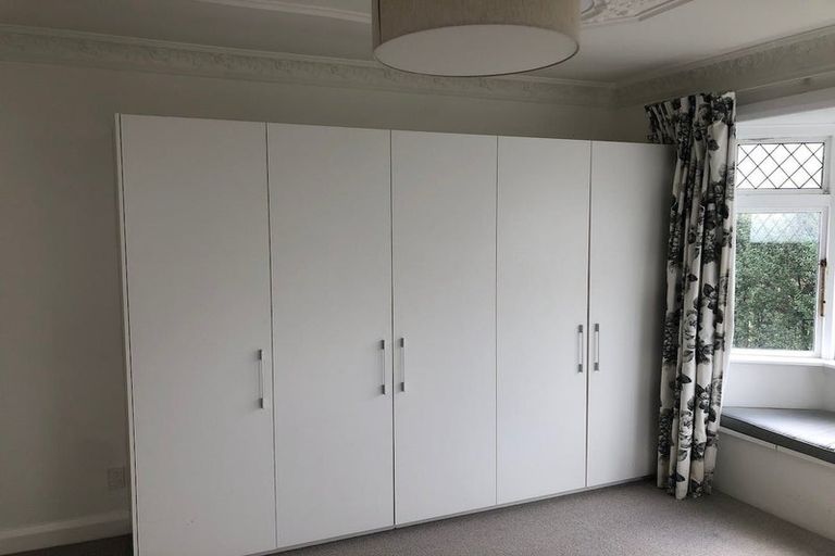 Photo of property in 21 Chamberlain Road, Karori, Wellington, 6012