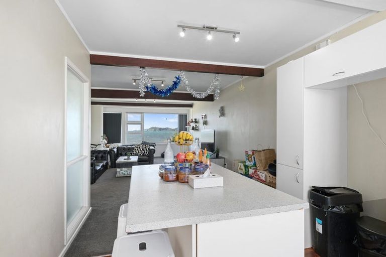 Photo of property in 1 Aurora Street, Petone, Lower Hutt, 5012