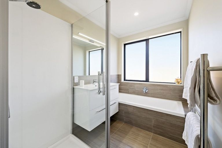 Photo of property in 16 Full Moon Lane, Rolleston, 7614