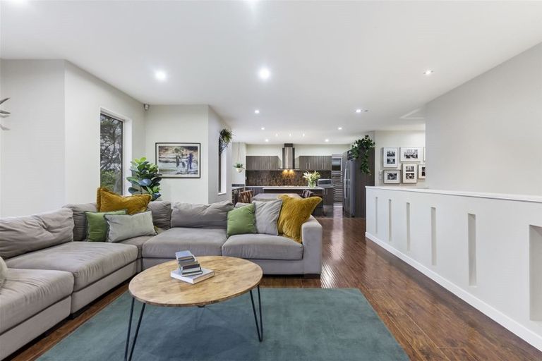 Photo of property in 180c Greenhithe Road, Greenhithe, Auckland, 0632