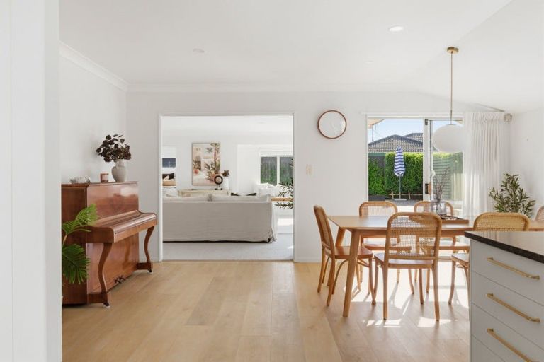 Photo of property in 34 Lotus Avenue, Mount Maunganui, 3116