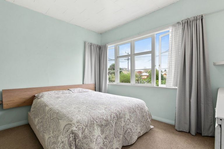 Photo of property in 26 Great North Road, Waipawa, 4210