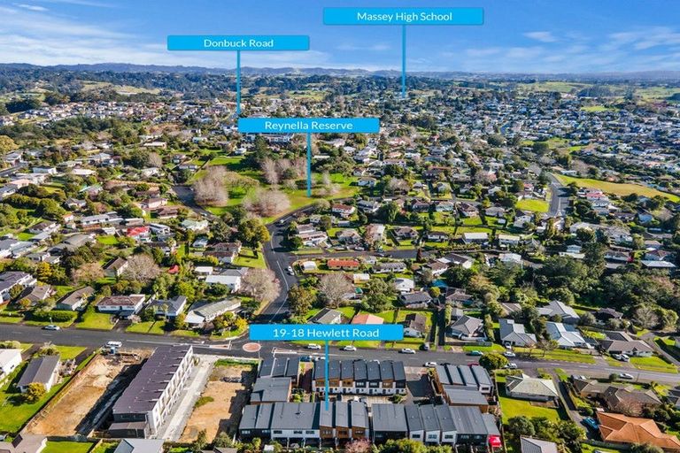 Photo of property in Rf202b, 19/18 Hewlett Road, Massey, Auckland, 0614