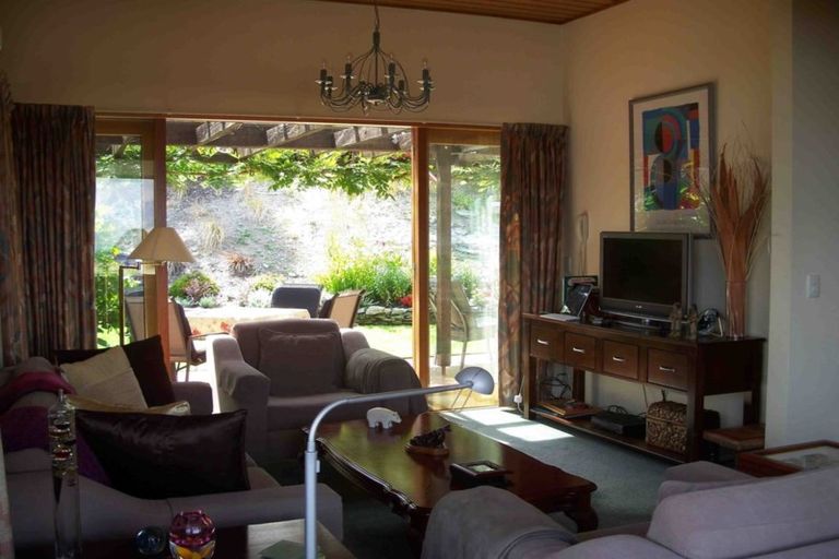 Photo of property in 11 Panorama Place, Queenstown, 9300