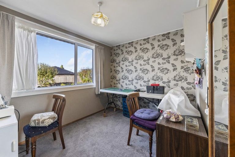 Photo of property in 5 Leacroft Street, Bishopdale, Christchurch, 8053